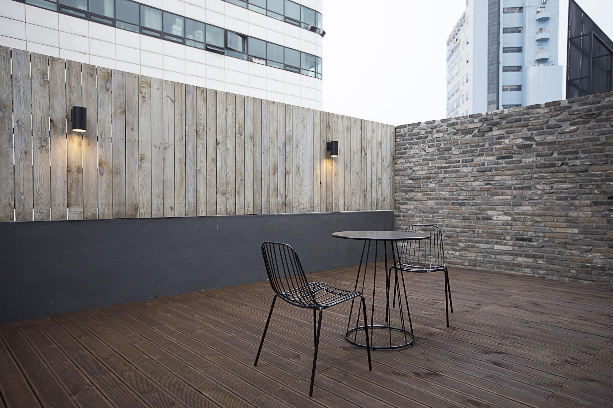 Brown Dot Hotel Changwon Buitenkant foto