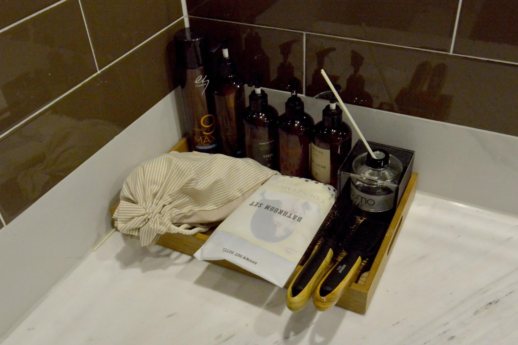 Brown Dot Hotel Changwon Buitenkant foto