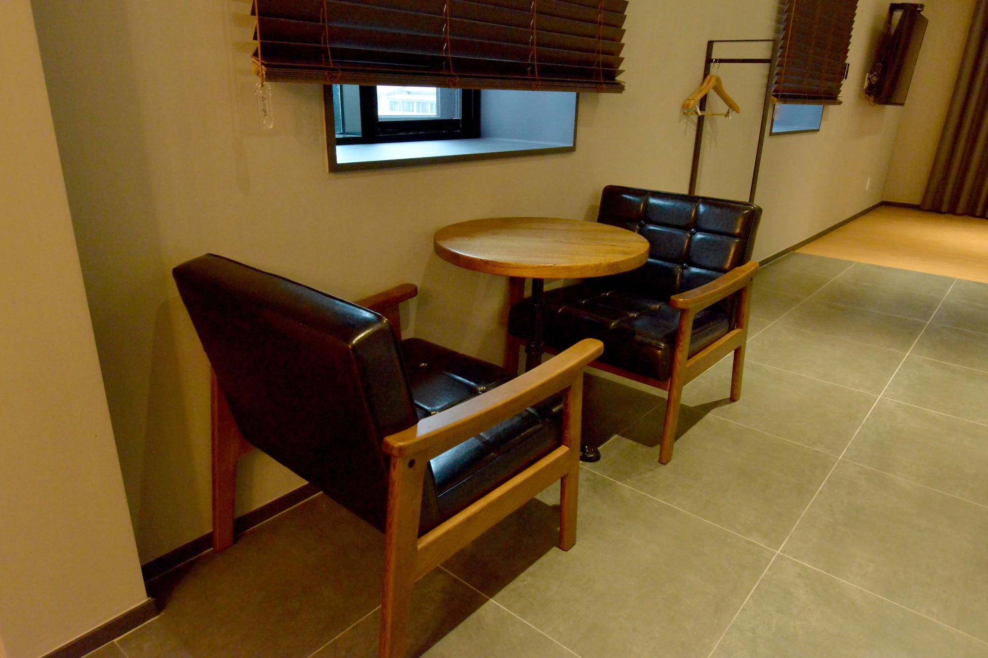 Brown Dot Hotel Changwon Buitenkant foto