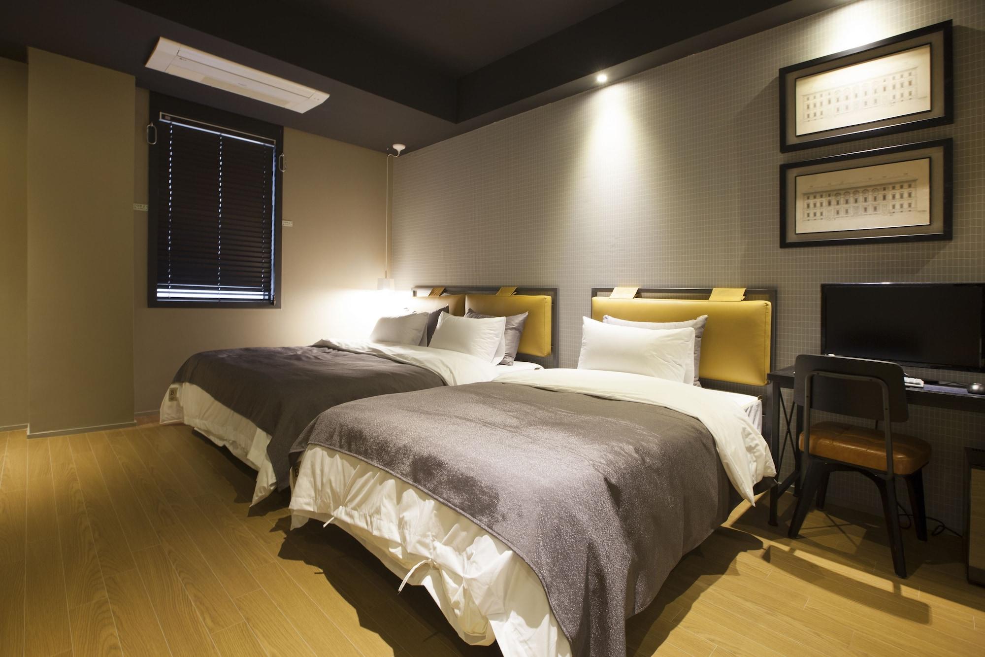 Brown Dot Hotel Changwon Buitenkant foto