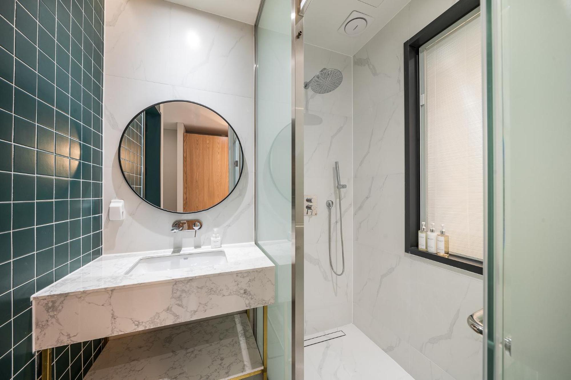 Brown Dot Hotel Changwon Buitenkant foto